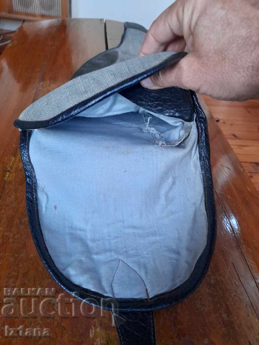 Доставка на Стар калъф за пушка