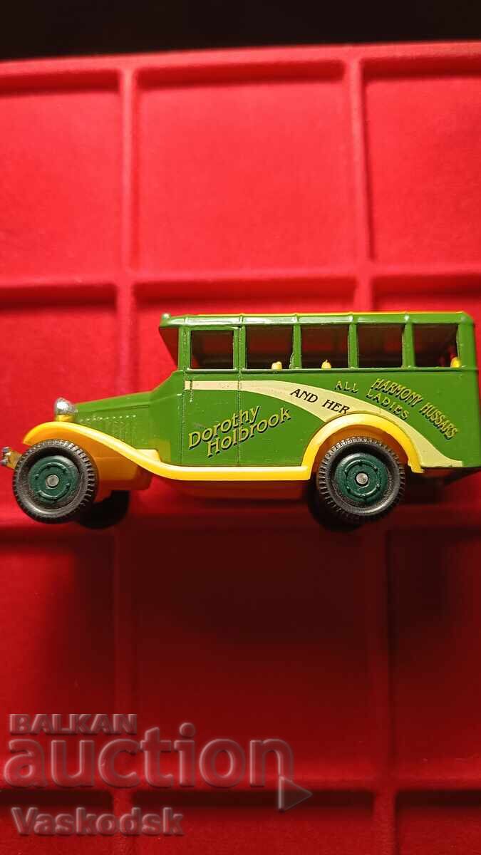 Bedford bus CORGI with price € 5.00 | 9.78 BGN