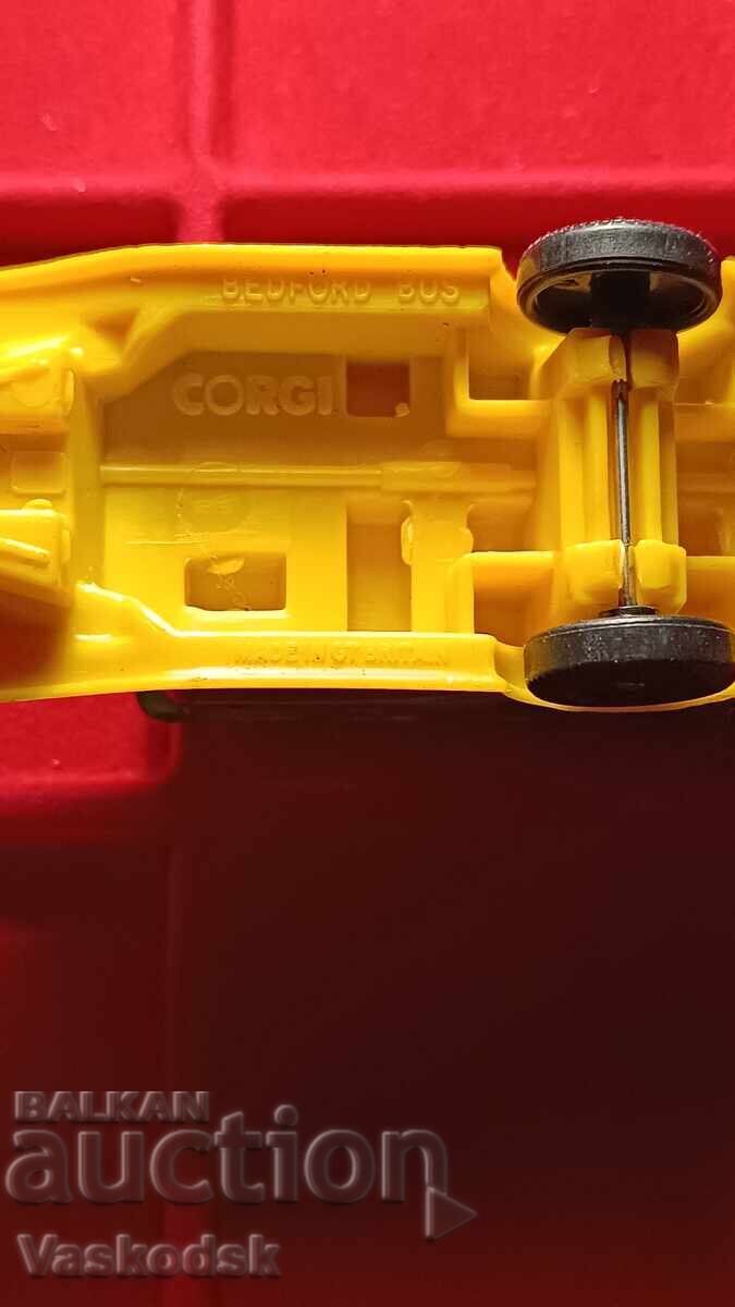 Delivery of Bedford bus CORGI