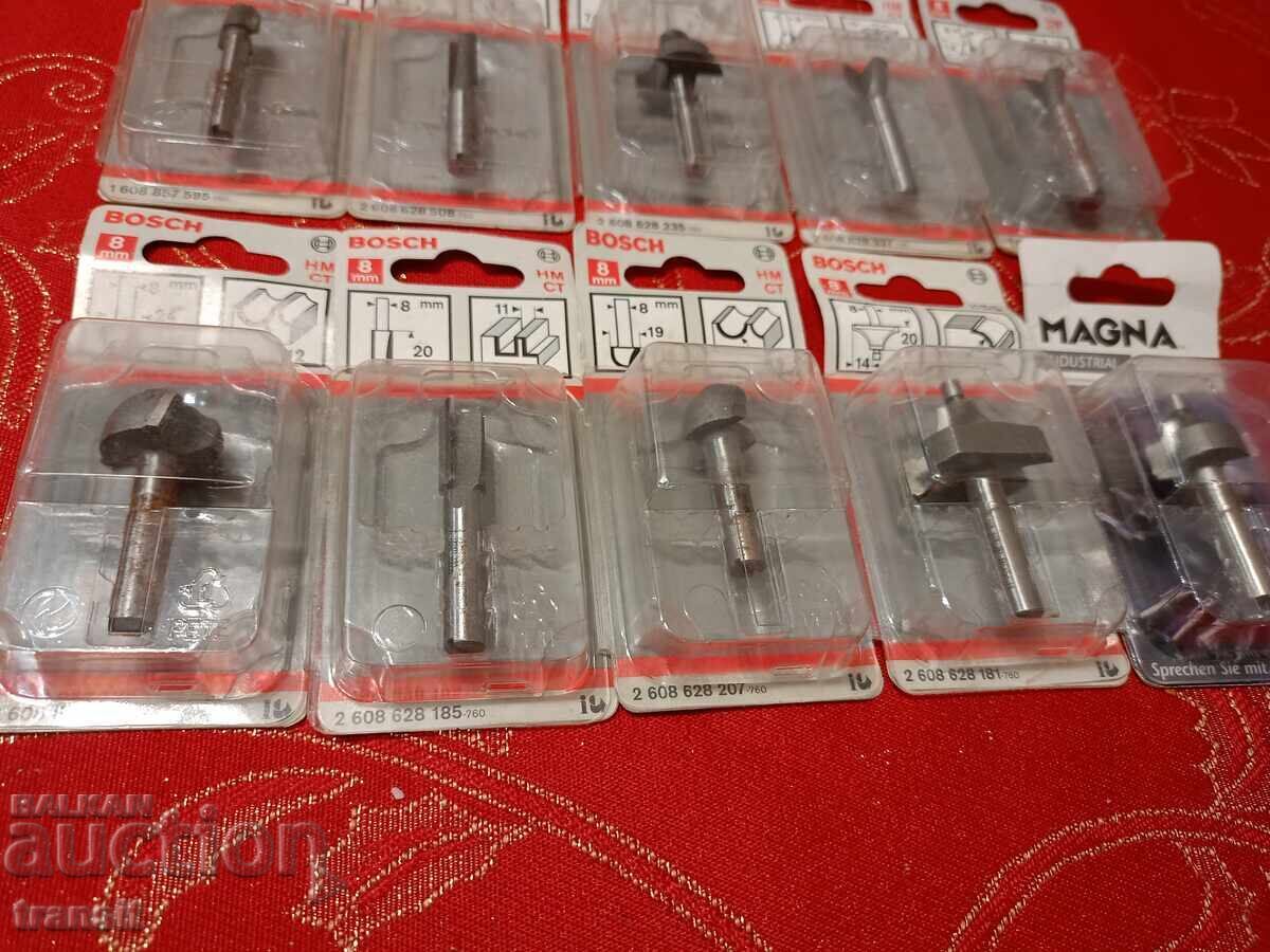 Auction Original Bosch Router Lot of 10 pcs Auction Original Bosch Router Lot of 10 pcs