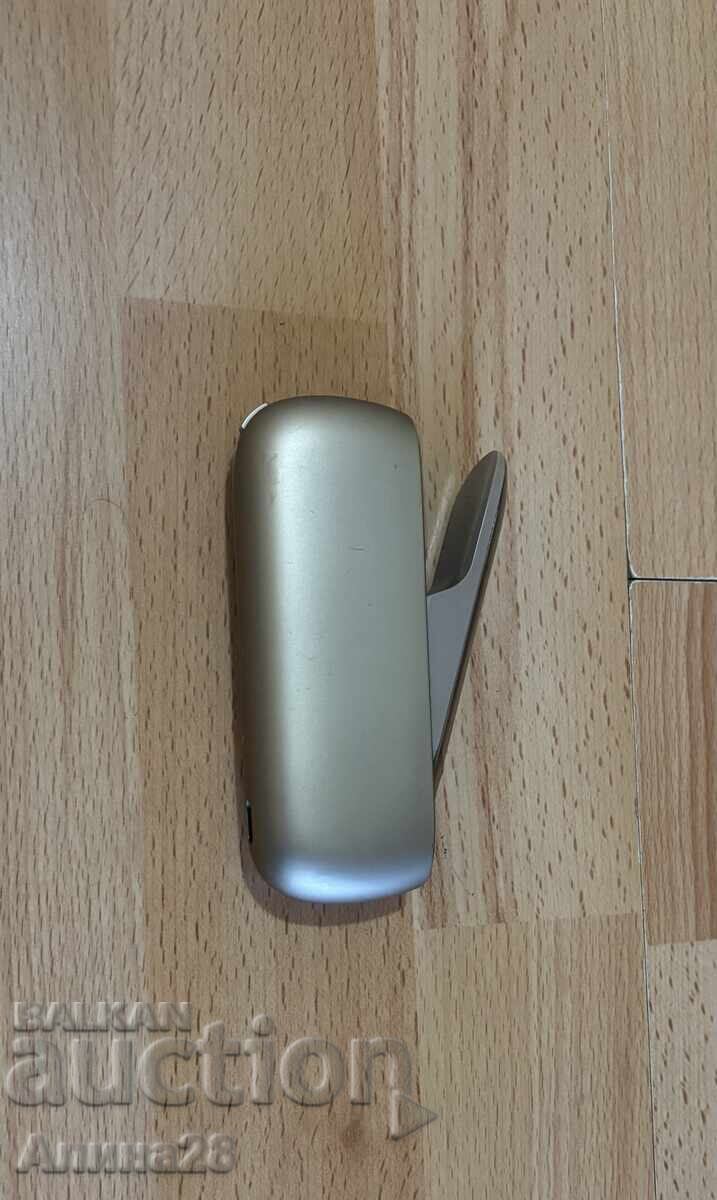 Φορητός φορτιστής για IQOS 3 duo με τιμή € 10.00 | 19.56 BGN