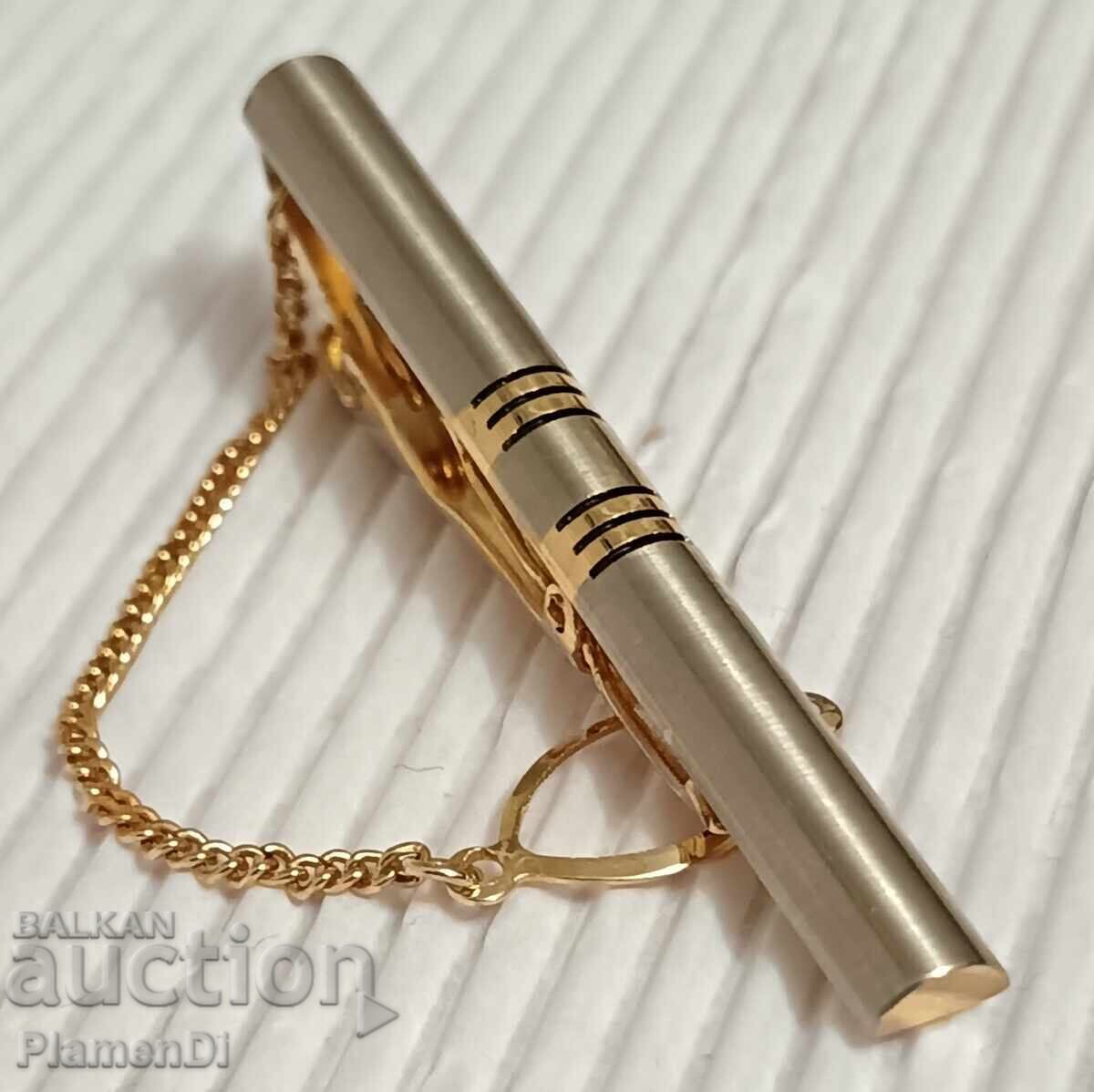 Auction  Tie clip and tie pin