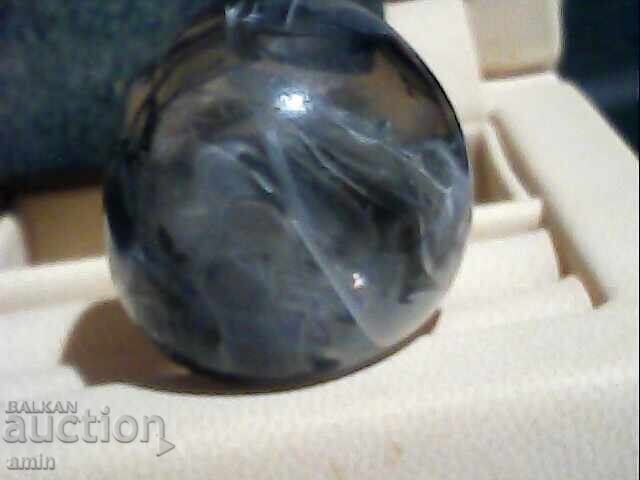 Beautiful, bare Preston Murano with price € 4.00 | 7.82 BGN Beautiful, bare Preston Murano with price € 4.00 | 7.82 BGN