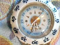 красив 4асовник swatch нова батри работи первектно