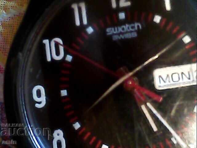 Δημοπρασία Όμορφο ρολόι Swatch, καινούργια μπαταρία, λειτουργεί άψογα