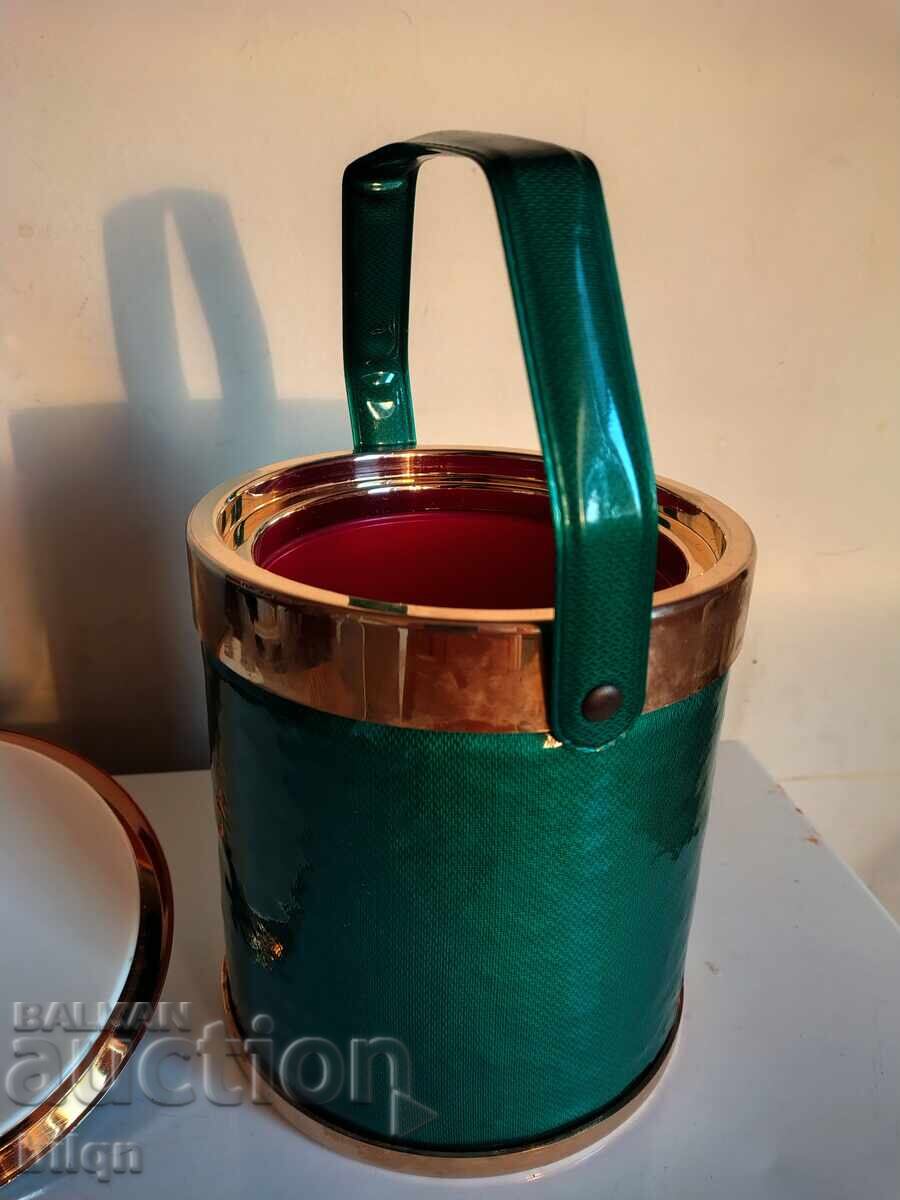 Livrarea Mare Ledarka Livrarea Mare Ledarka