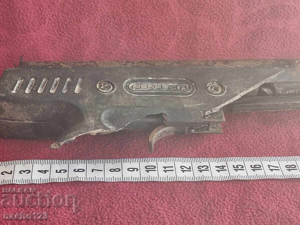Αεροβόλο πιστόλι PERFECTA mod.S3 με τιμή € 20.00 | 39.12 BGN