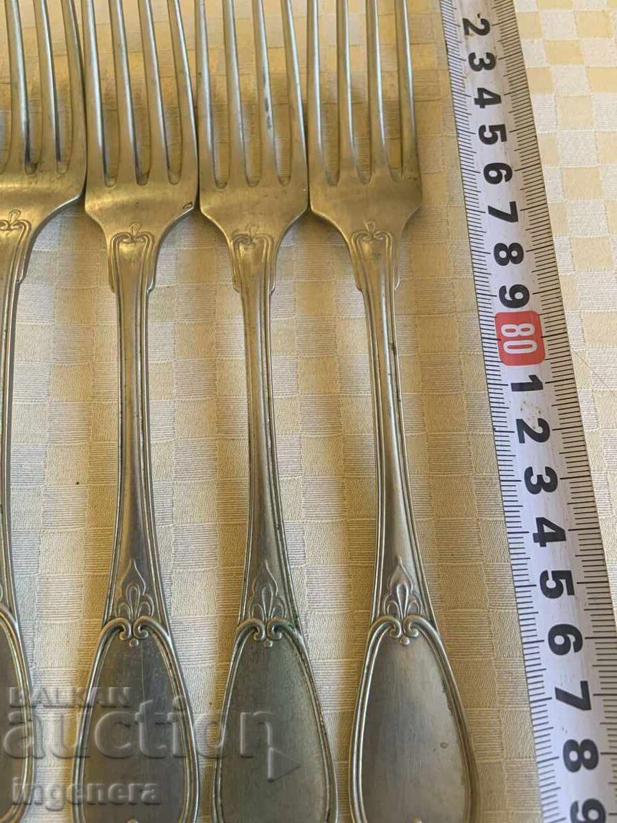 FURCULIȚE FURCULIȚE VECHI DE EPOCĂ DE ALPACA, MARCA - 6 BUCĂȚI cu preț € 15.00 | 29.34 BGN FURCULIȚE FURCULIȚE VECHI DE EPOCĂ DE ALPACA, MARCA - 6 BUCĂȚI cu preț € 15.00 | 29.34 BGN