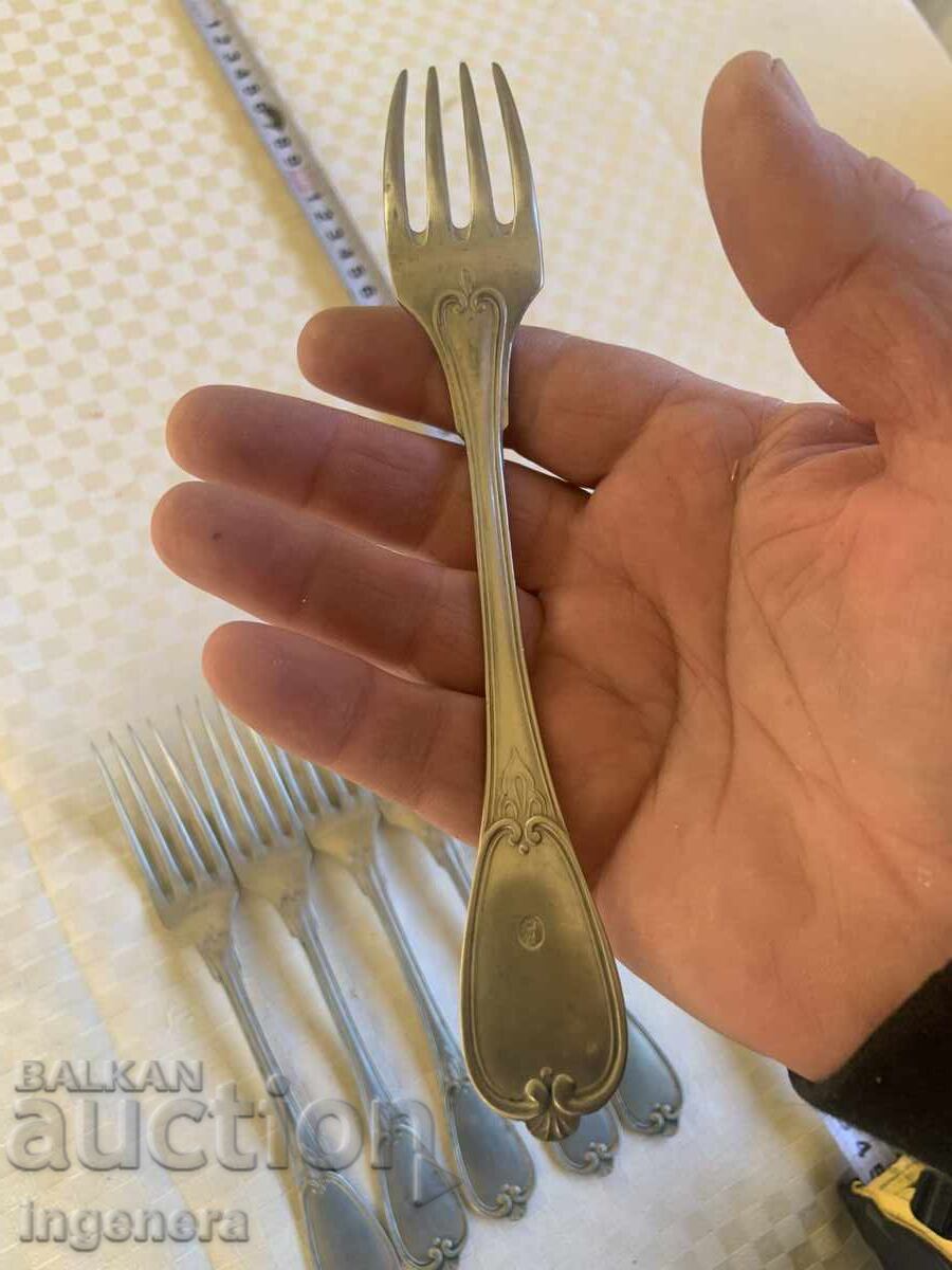 FURCULIȚE FURCULIȚE VECHI DE EPOCĂ DE ALPACA, MARCA - 6 BUCĂȚI - 5 FURCULIȚE FURCULIȚE VECHI DE EPOCĂ DE ALPACA, MARCA - 6 BUCĂȚI - 5