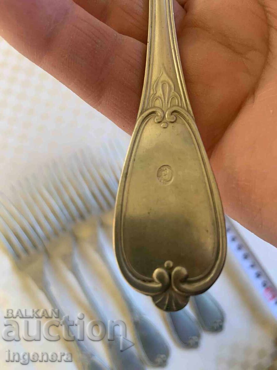 FURCULIȚE FURCULIȚE VECHI DE EPOCĂ DE ALPACA, MARCA - 6 BUCĂȚI - 6 FURCULIȚE FURCULIȚE VECHI DE EPOCĂ DE ALPACA, MARCA - 6 BUCĂȚI - 6