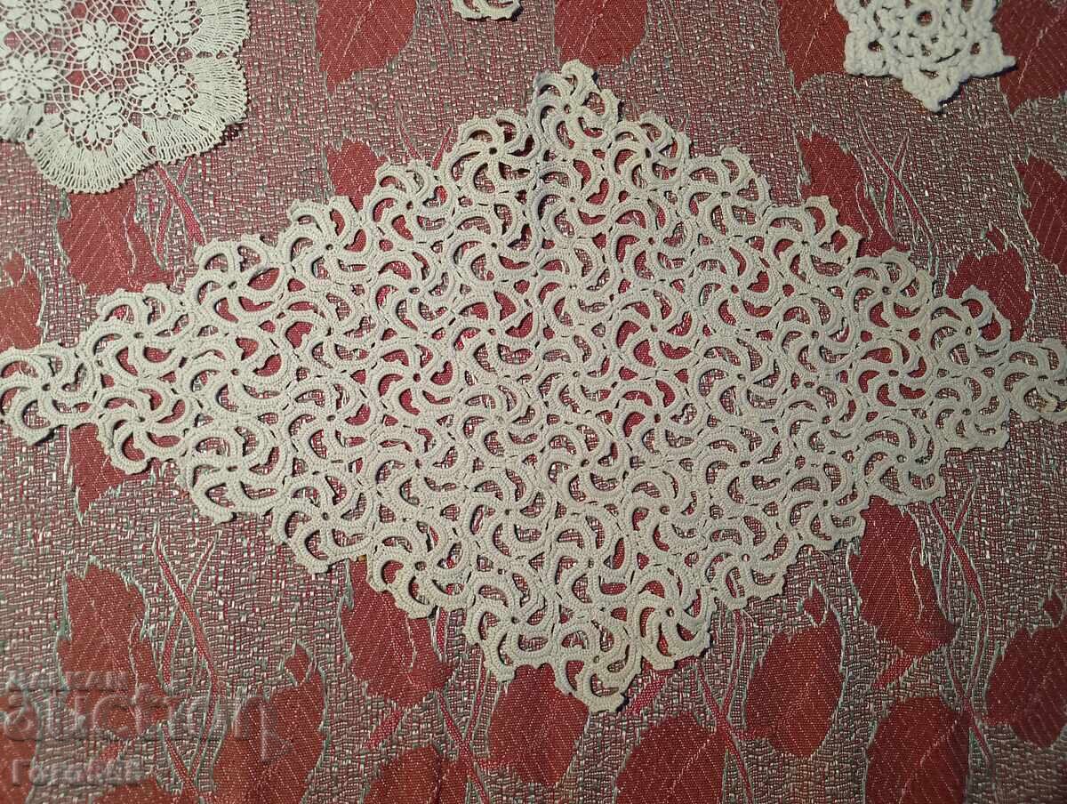 Каре 17 с цена € 1.00 | 1.96 лв. Каре 17 с цена € 1.00 | 1.96 лв.