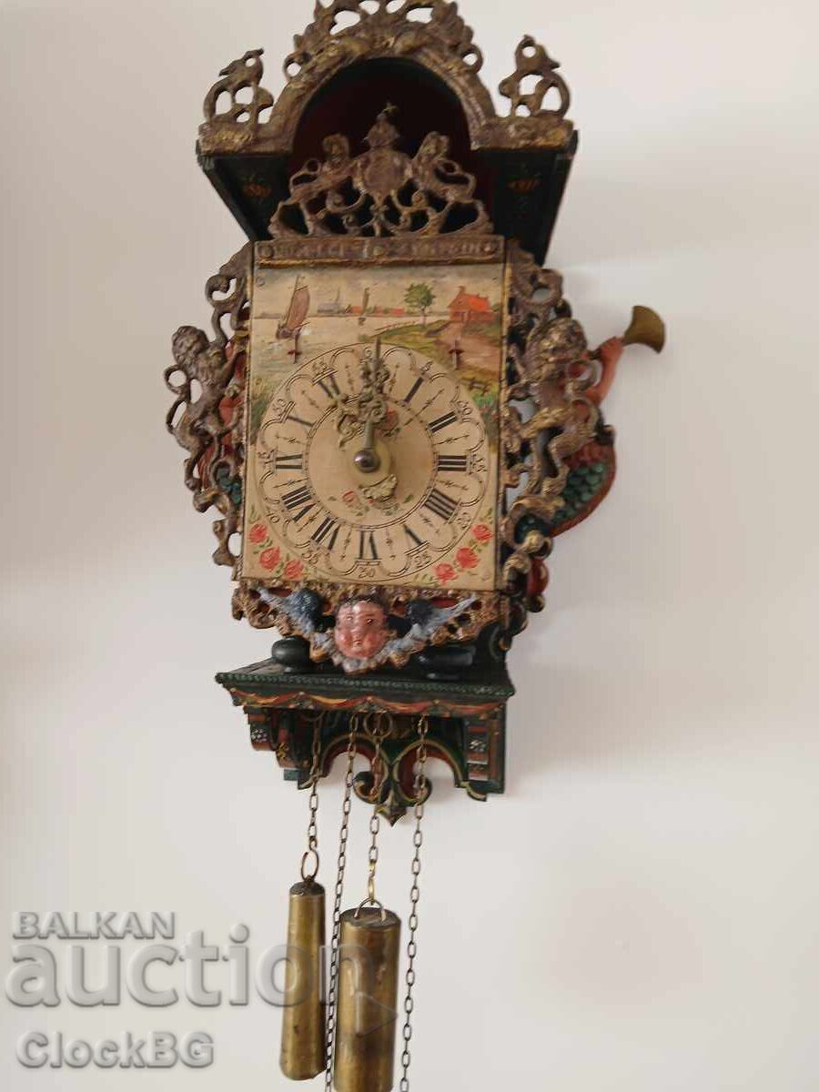 3 Ρολόγια τοίχου καρέκλας φριζιανά με τιμή € 600.00 | 1173.50 BGN 3 Ρολόγια τοίχου καρέκλας φριζιανά με τιμή € 600.00 | 1173.50 BGN