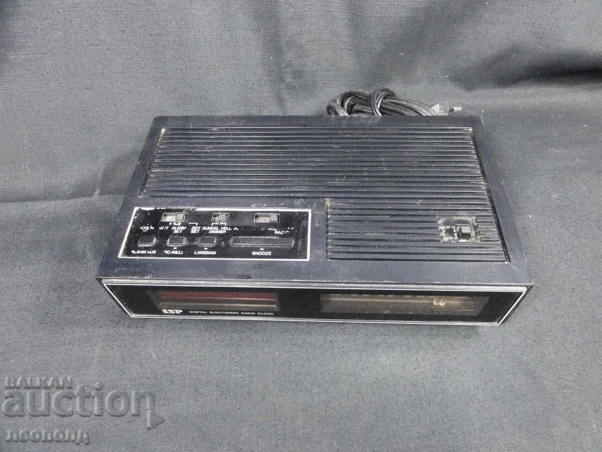 BZTC STAR RETRO TRANSISTOR RADIO LED CLOCK ISP with price € 2.72 | 5.32 BGN BZTC STAR RETRO TRANSISTOR RADIO LED CLOCK ISP with price € 2.72 | 5.32 BGN