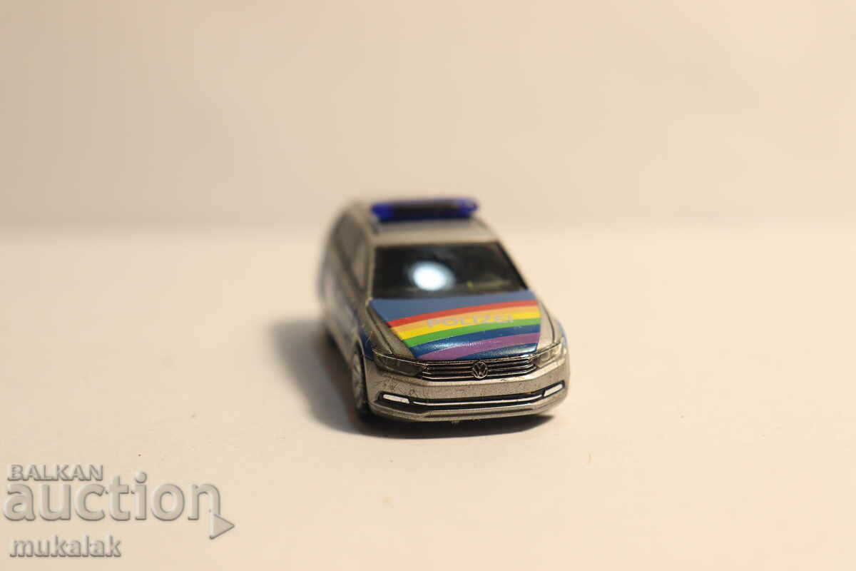 Licitație HERPA 1:87 H0 VW PASSAT POLIȚIE POLITSIYA KOLICHKA MODEL Licitație HERPA 1:87 H0 VW PASSAT POLIȚIE POLITSIYA KOLICHKA MODEL