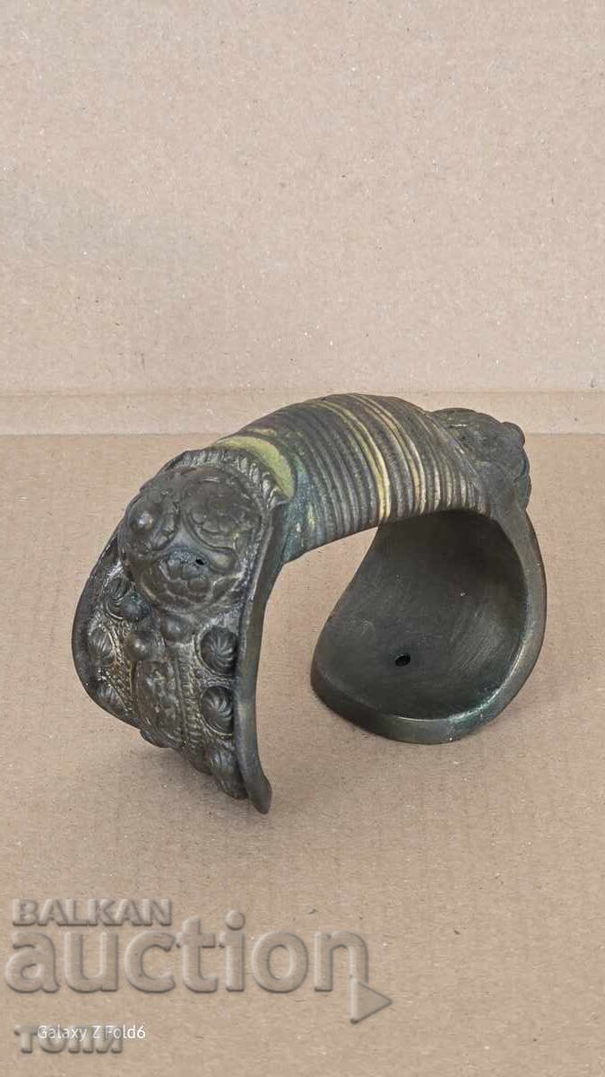 Доставка на РОГАТКА ПОЗЛАТЕН РЯДЪК САЧАН БЗЦ !!!!! Доставка на РОГАТКА ПОЗЛАТЕН РЯДЪК САЧАН БЗЦ !!!!!