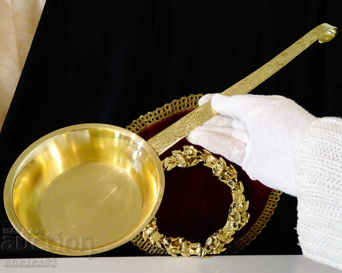 Delivery of Bronze ladle 500 ml, gold plating