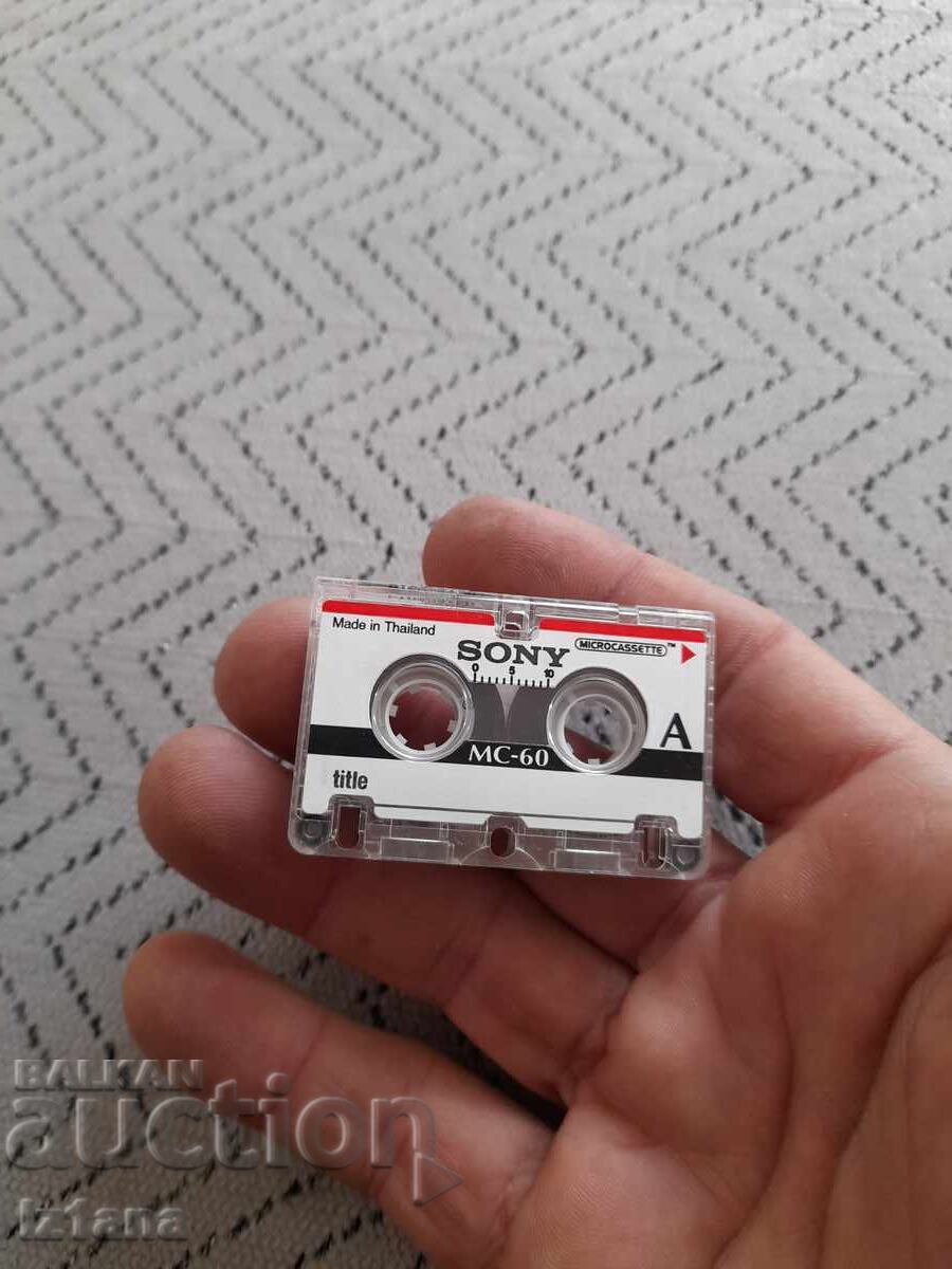 Veche micro casetă Sony cu preț € 11.00 | 21.51 BGN Veche micro casetă Sony cu preț € 11.00 | 21.51 BGN