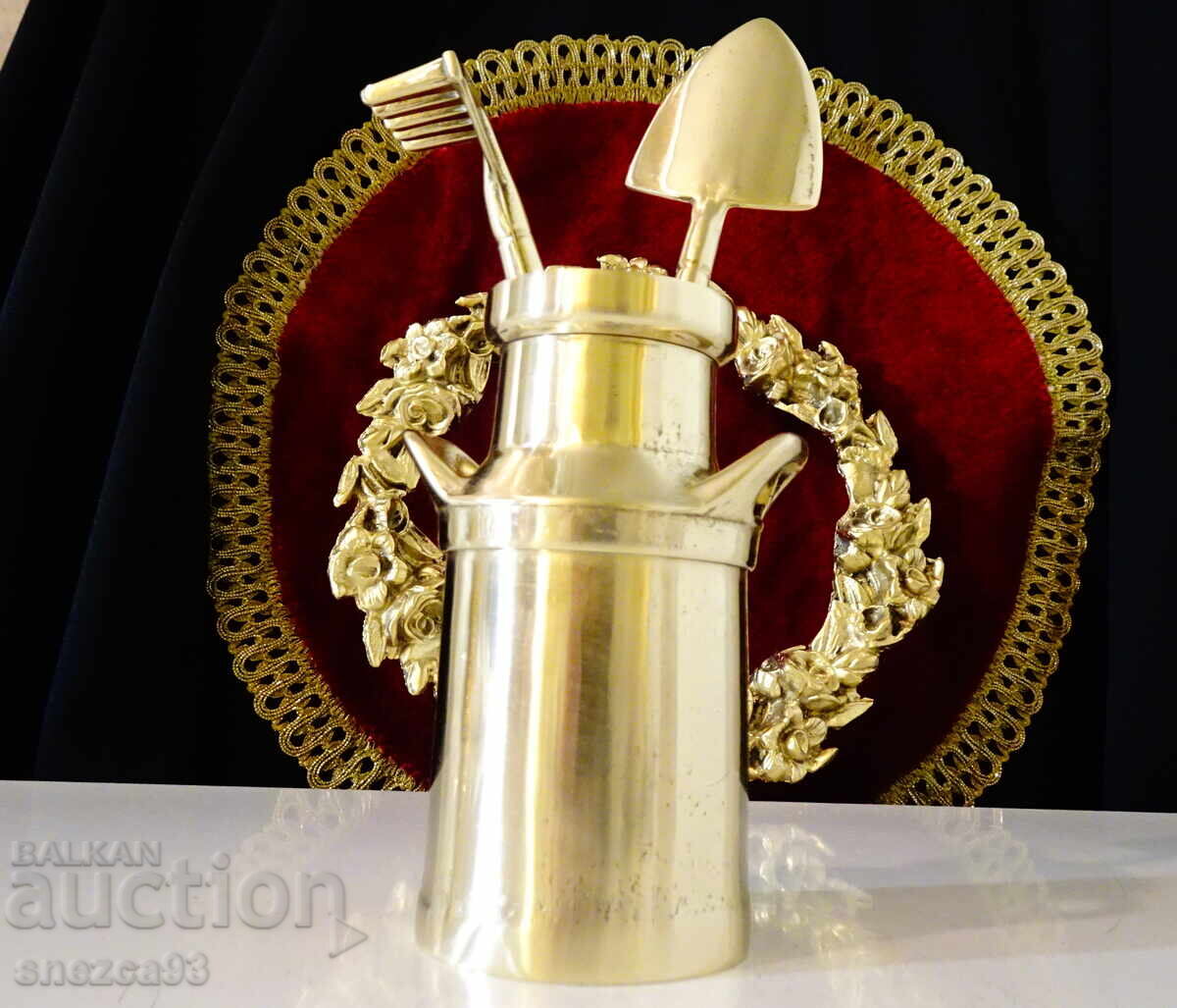 Бронзови градински инструменти за бонсай,сукуленти. с цена € 34.00 | 66.50 лв. Бронзови градински инструменти за бонсай,сукуленти. с цена € 34.00 | 66.50 лв.