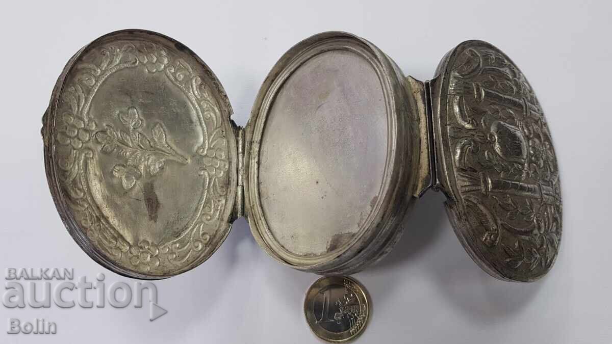 Livrarea Cutie mare, dublă, de epocă Renaștere pentru tabac - secolul XIX
