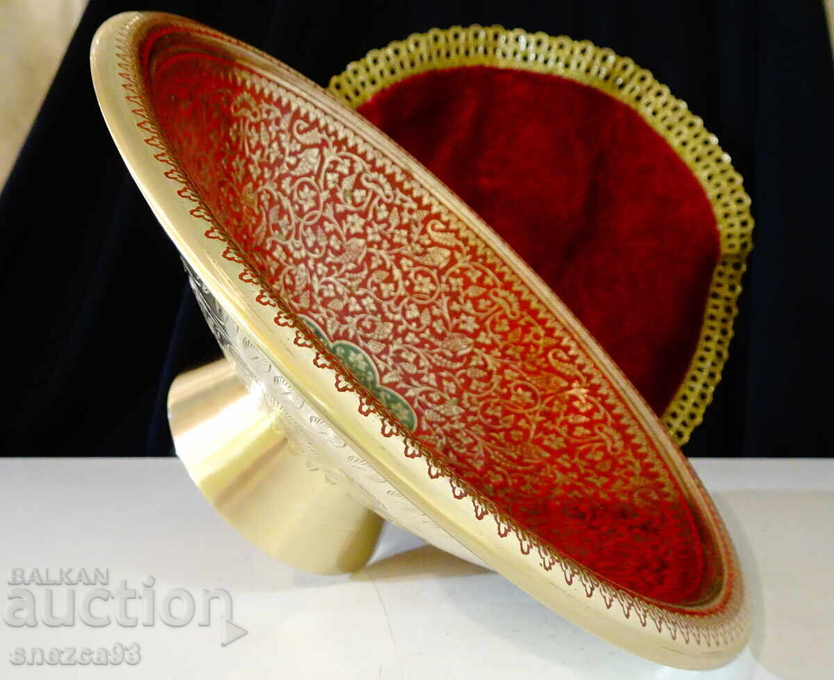 Bronze fruit bowl, cloisonné enamel, fish, vines with grapes Bronze fruit bowl, cloisonné enamel, fish, vines with grapes