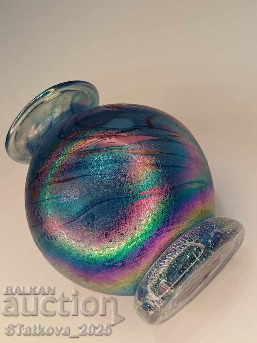 Art vase made of hand-blown glass with price € 33.23 | 64.99 BGN
