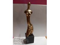 Авторска скулптура пластика