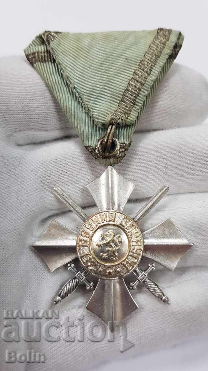 Delivery of Regent's Order of Military Merit 6th class with case Delivery of Regent's Order of Military Merit 6th class with case