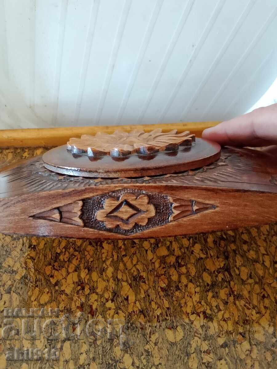 Δημοπρασία Παλιό ξύλινο κουτί