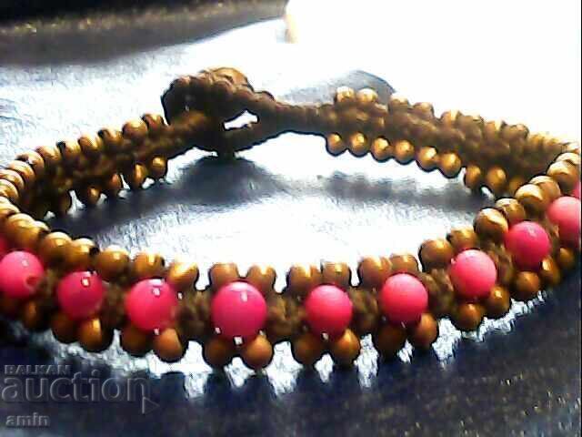 Licitație 2 buc brățări vechi, placate cu aur, bile, pietre naturale