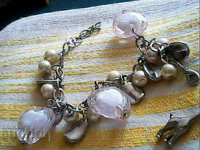 Auction a beautiful 4asovnik is a bracelet Auction a beautiful 4asovnik is a bracelet