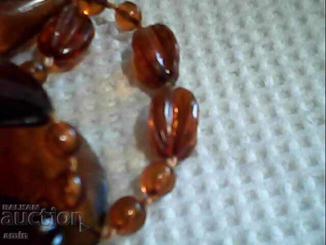 Delivery of Old beautiful double amber necklace very delicate 26g Delivery of Old beautiful double amber necklace very delicate 26g