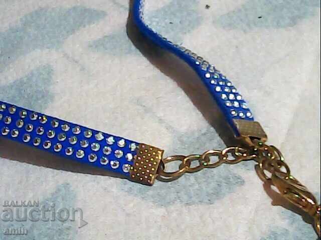 Доставка на красив комплект кожено колие и гривна Доставка на красив комплект кожено колие и гривна