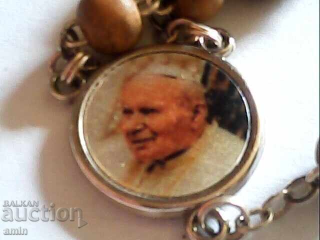 Delivery of Necklace with a cross Delivery of Necklace with a cross