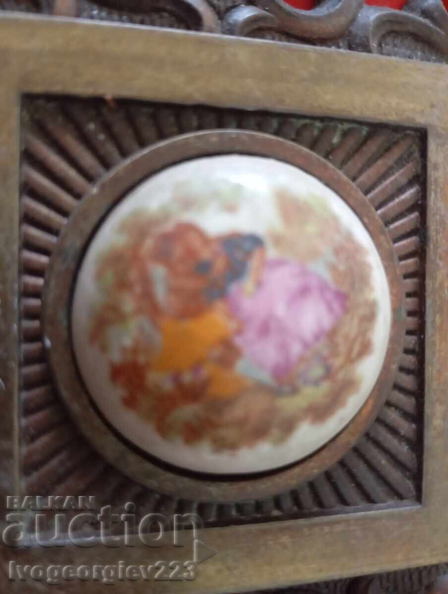 Vintage απλίκα με τιμή € 24.00 | 46.94 BGN Vintage απλίκα με τιμή € 24.00 | 46.94 BGN