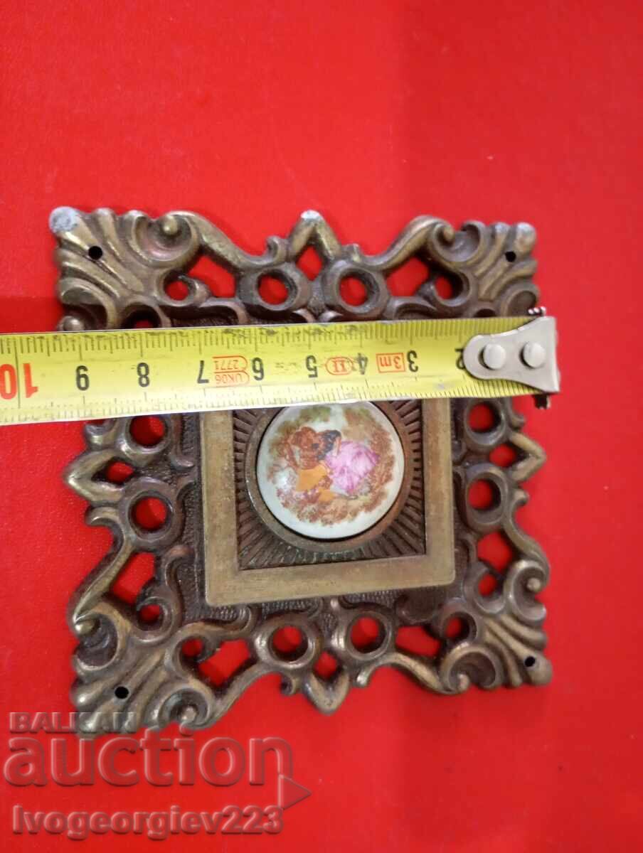 Δημοπρασία Vintage απλίκα Δημοπρασία Vintage απλίκα