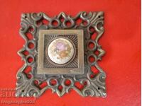 Винтидж апликация