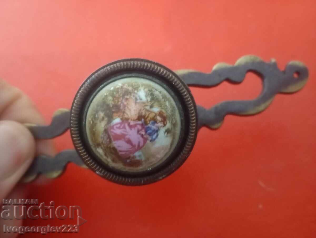 Винтидж дръжка за мебел с цена € 18.00 | 35.20 лв. Винтидж дръжка за мебел с цена € 18.00 | 35.20 лв.