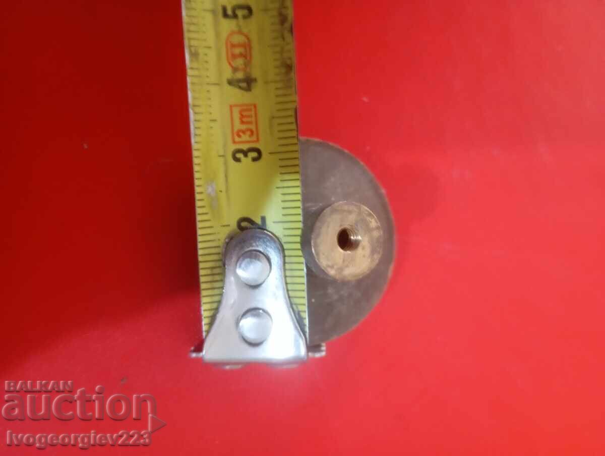 Винтидж дръжка за мебел с цена € 11.00 | 21.51 лв. Винтидж дръжка за мебел с цена € 11.00 | 21.51 лв.