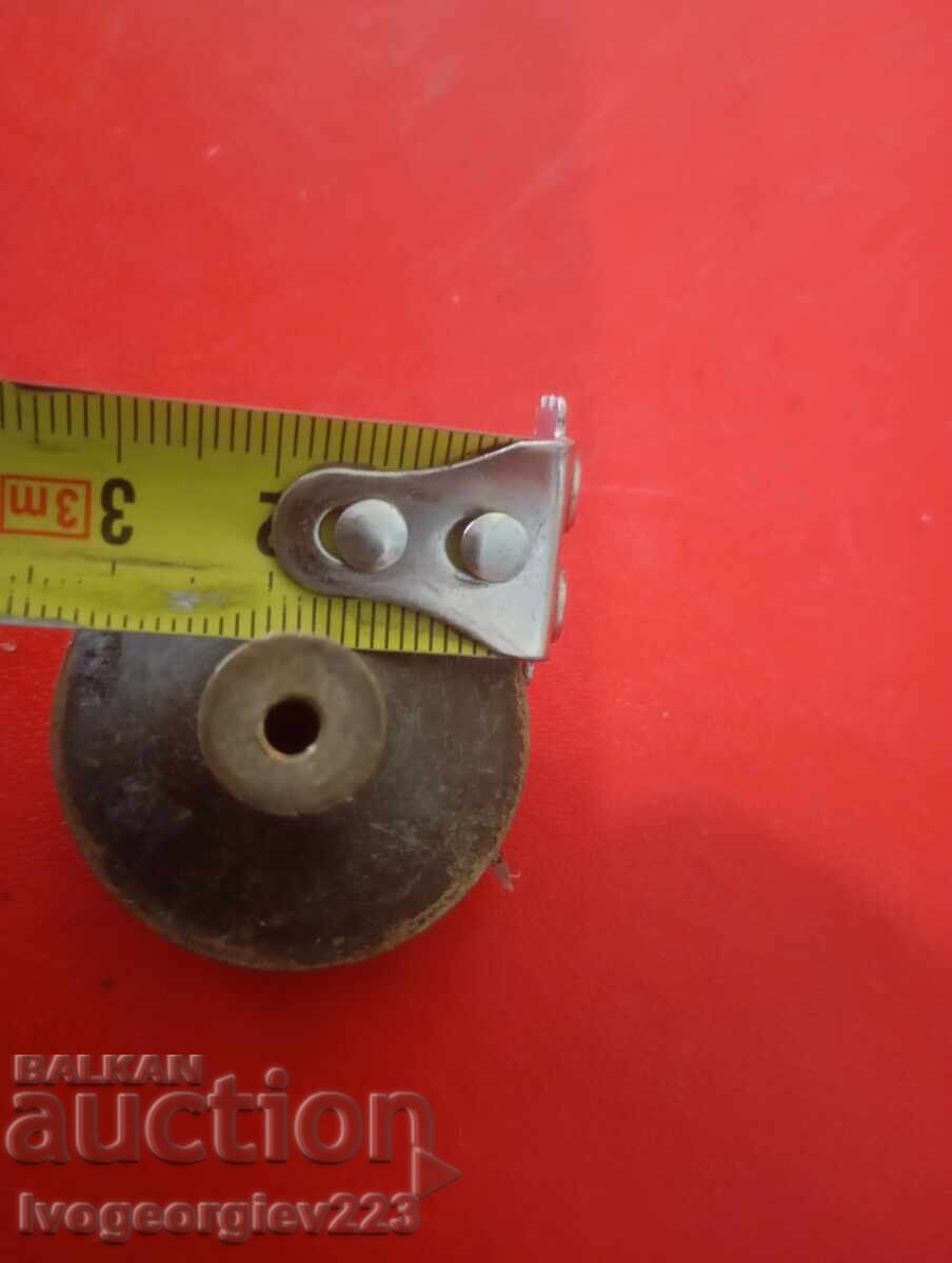 Винтидж дръжка за мебел с цена € 11.00 | 21.51 лв. Винтидж дръжка за мебел с цена € 11.00 | 21.51 лв.