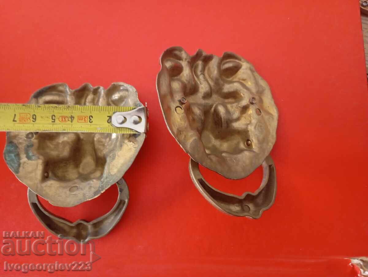 Licitație Set aplicații - cap de leu Licitație Set aplicații - cap de leu