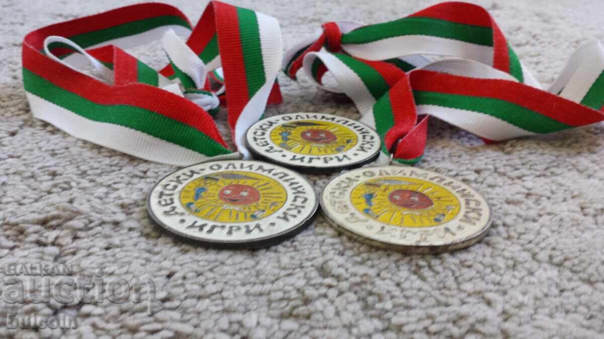 Λοτ 2 μεταλλίων + πλακέτας Παιδικών Ολυμπιακών Αγώνων - 5