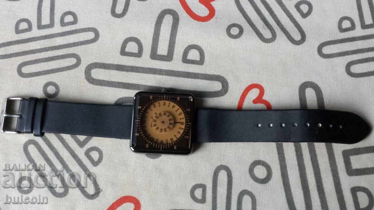 Доставка на ЧАСОВНИК RITAL механизъм PC 21 S  Singapore