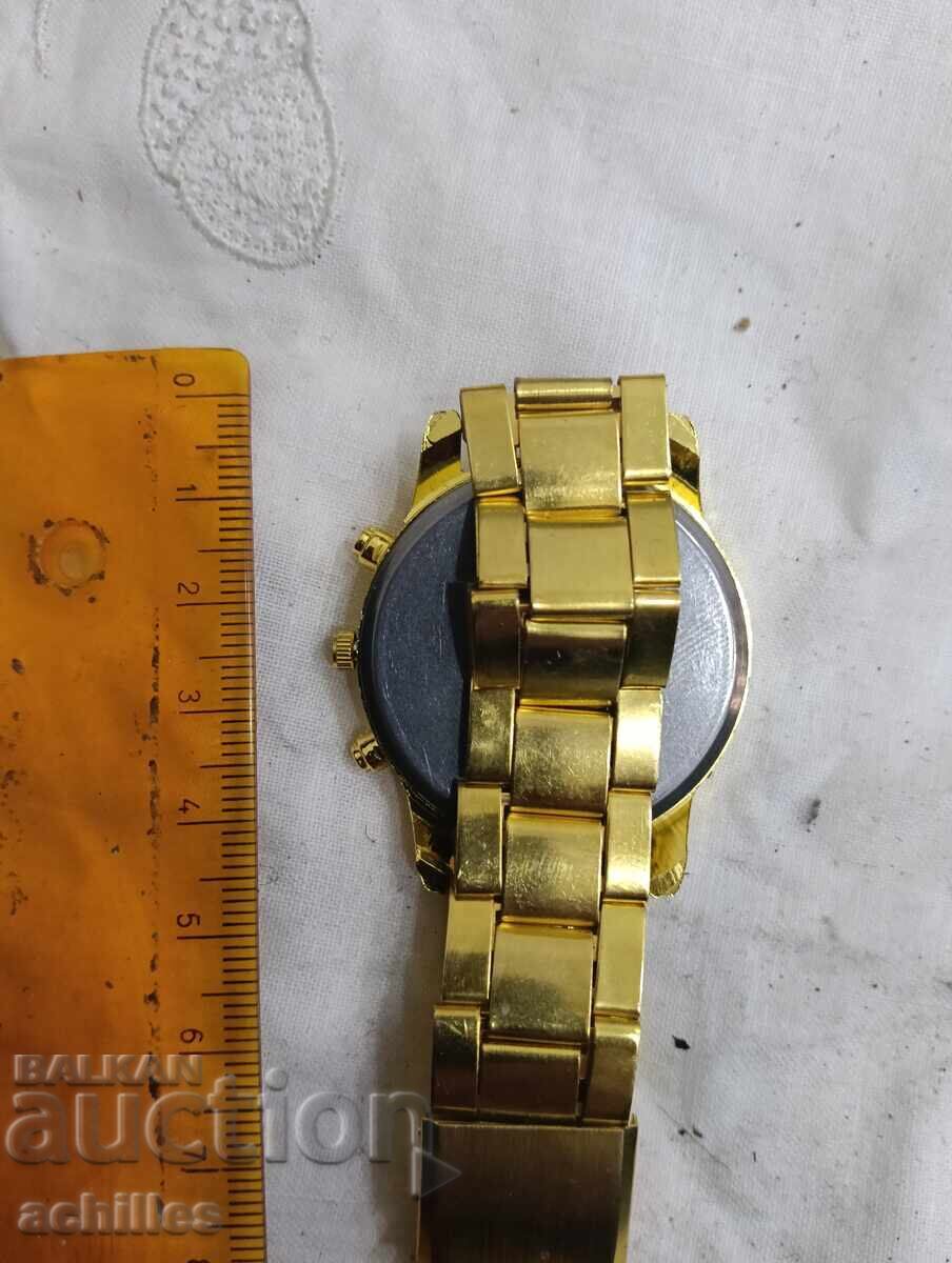 Auction Men's Jeneva Watch Auction Men's Jeneva Watch