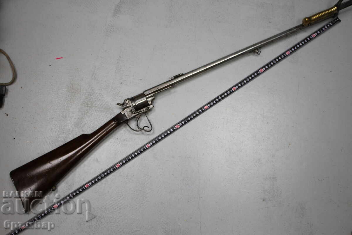 Σπάνιο ρεvol’vernoe τουφέκι καραμπίνα με ξιφολόγχη, περίστροφο Σπάνιο ρεvol’vernoe τουφέκι καραμπίνα με ξιφολόγχη, περίστροφο