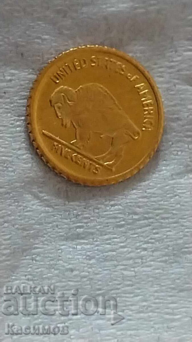 Gold Commemorative Small Coin from the USA 5 Cents 1913 Year Gold Commemorative Small Coin from the USA 5 Cents 1913 Year