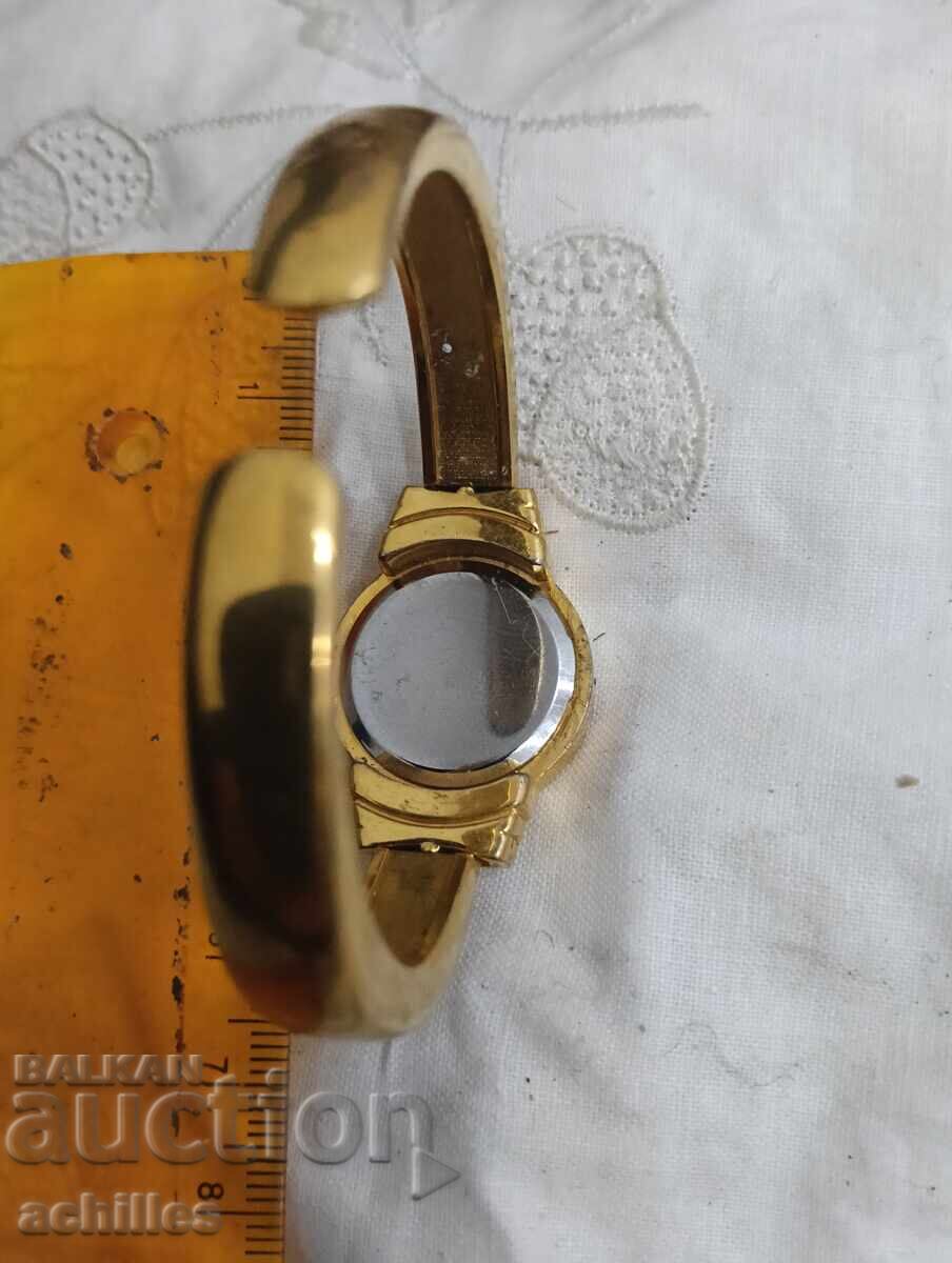 Licitație Ceas de damă placat cu aur Licitație Ceas de damă placat cu aur