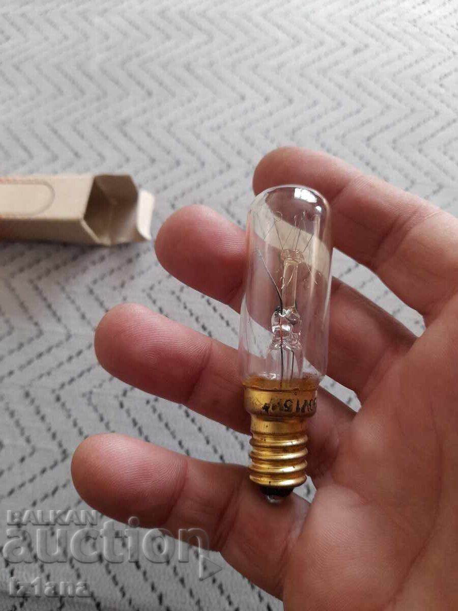 Παράδοση Παλιά λάμπα Minion