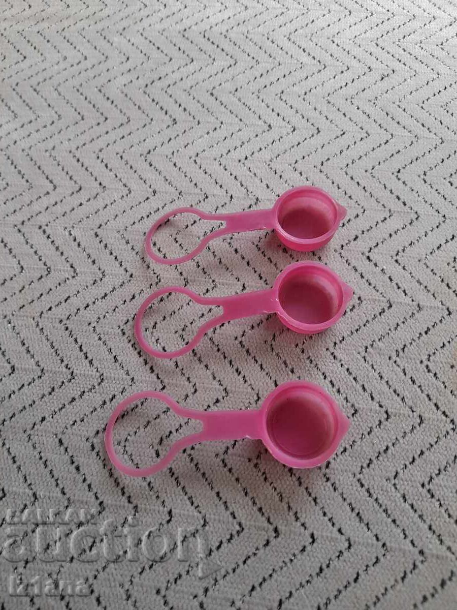 Δημοπρασία Παλιά πλαστικά καπάκια, τάπες Δημοπρασία Παλιά πλαστικά καπάκια, τάπες