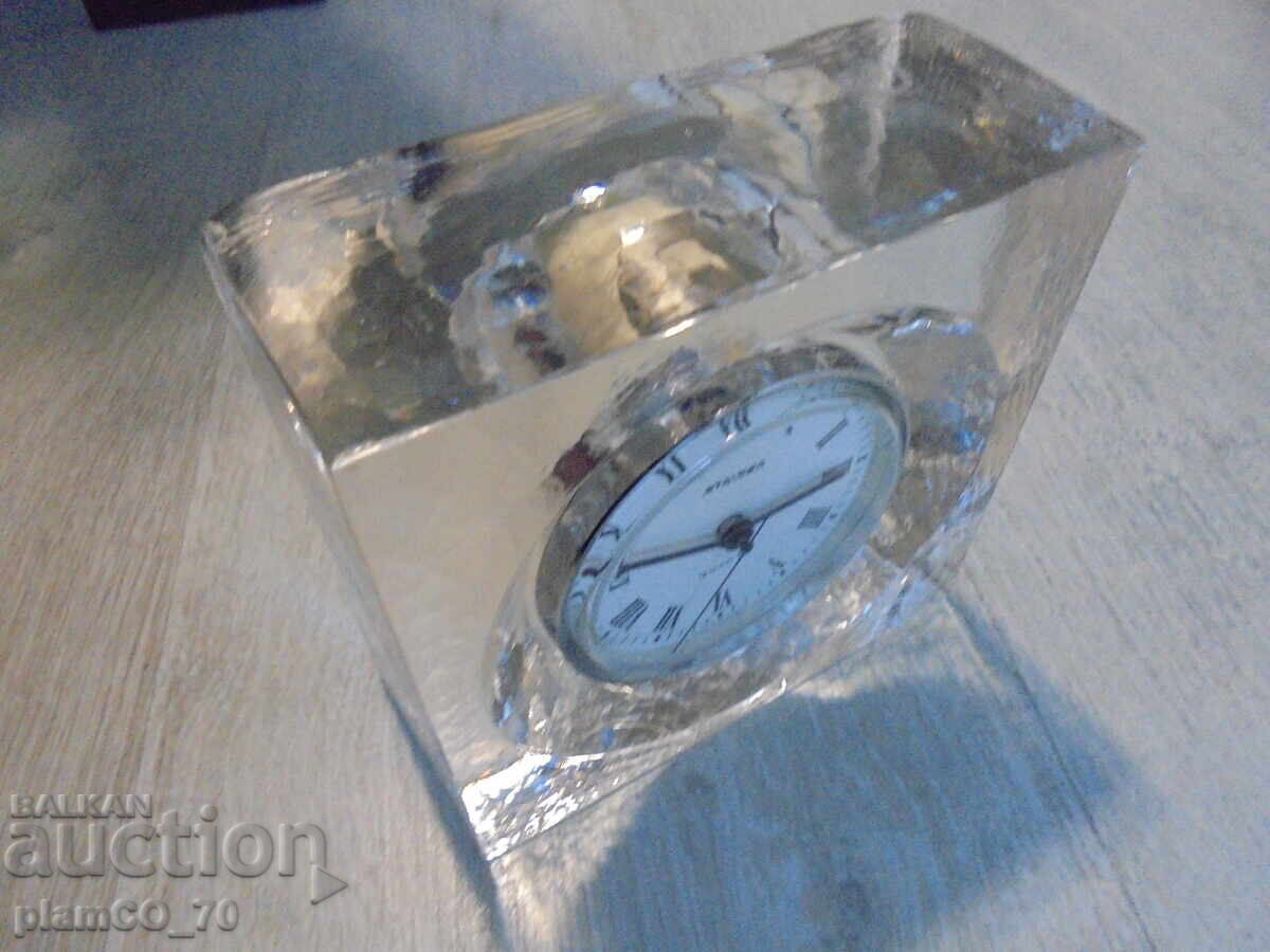 Аукцион №*8423 Стар настолен часовник Staiger