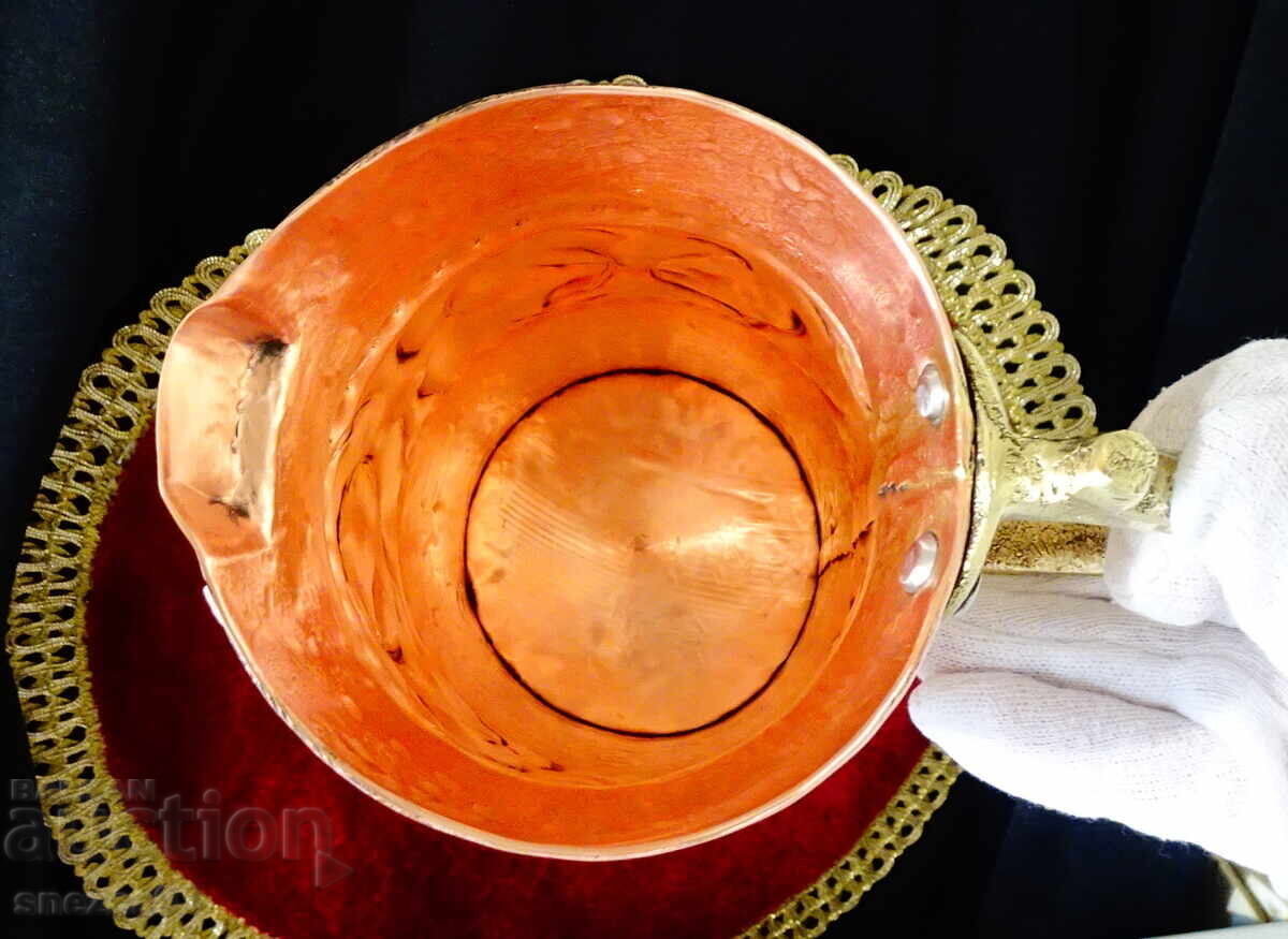 Cană de cupru, lucrată manual, din cupru roșu pur, Hristopoulos cu preț € 60.00 | 117.35 BGN